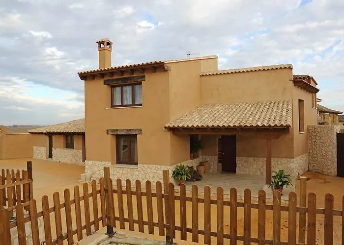 La Casa Del Corro * Villanueva de San Mancio